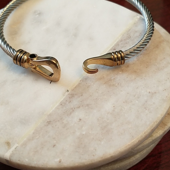 Three bracelets - Picture 5 of 5